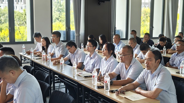 照片2.jpg 照片2.jpg